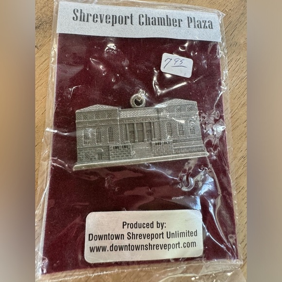 Shreveport Chamber Plaza Charm NWT - Picture 1 of 2